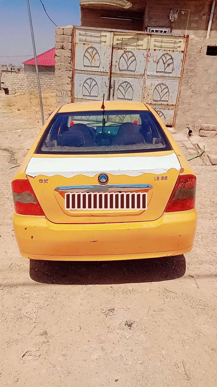 سيكي شرط الوكاله والتحويل كربون كتروني صاحبه الشرعي بل موصل مشروع وطني هيئه ٦٠ عليها فوك الستين عليا غرمات ٥٠ اني دفعهن محرك لا صرف ولا نفخ الكير الثالث ما يجي سياره مال رزق وخير من الله شرط الصبغ والشاصي ومعجون كلهن شرط  السعر ٢٦ وترهم مقدم ٢٠ ***********  بي وتساب
