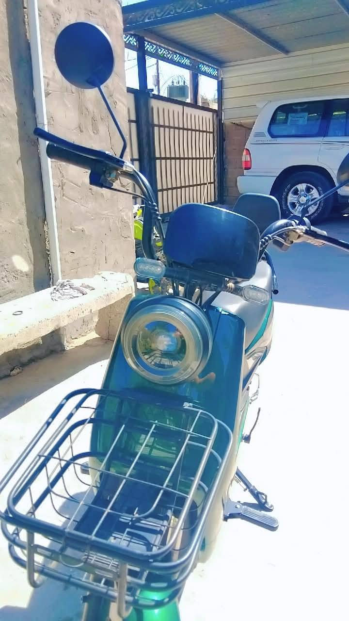 السلام عليكم هاي الدراجه للبيع فول موصفات السعر 350 وبيها مجال العنوان بغداد الدورة البوعيثة بداية سيطره البوعيثة مجمع السلام رقم الهاتف ***********
