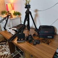 كانون 250D • مايك لاسلكي Lark M1 • عدة كاملة