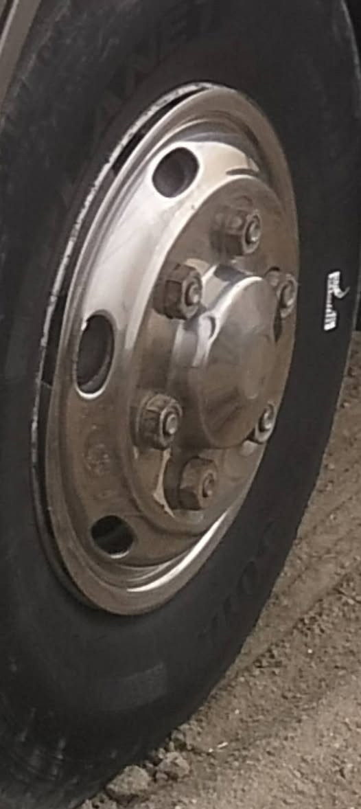 السلام عليكم للبيع كبات هينو ***********الناصريه
