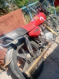 سافاني ٥ كير موديل ٢١ سعرها 350وبيها مجال 07881812324