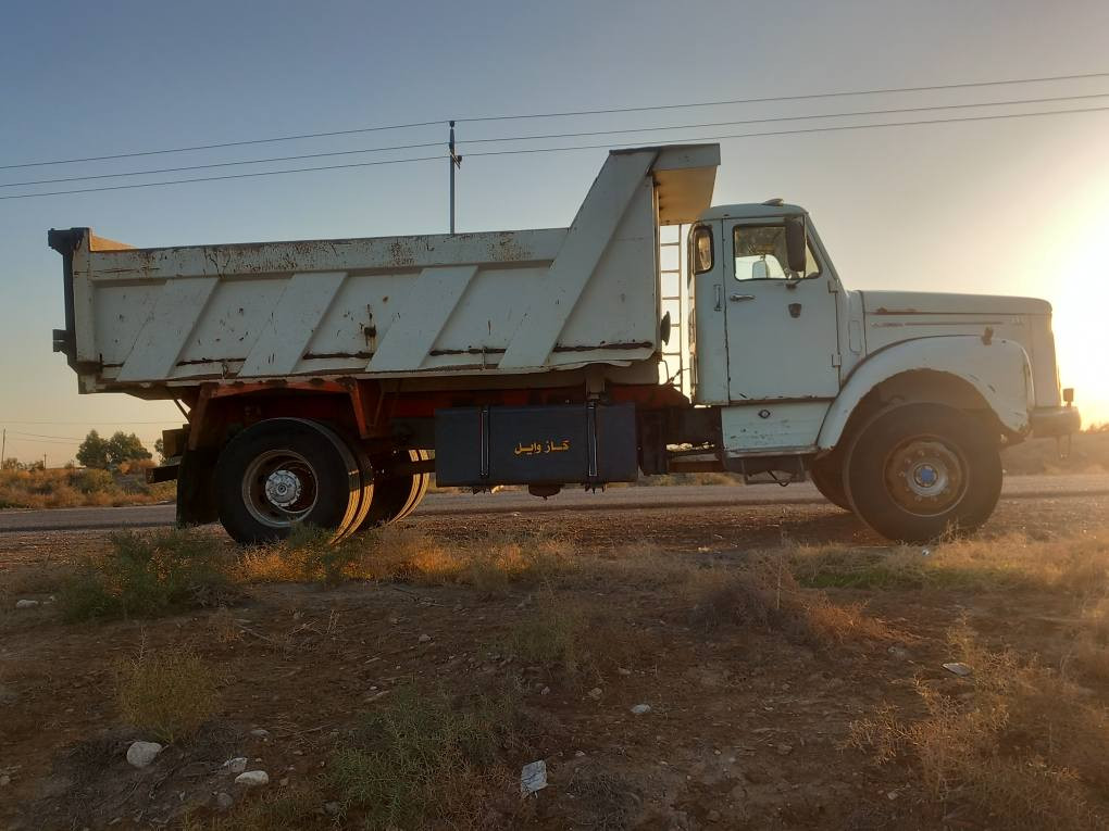 السلام عليكم للبيع سكانيا 111مكينةسوبر مجفتة جديد كبير جديد أكسل مان حديث تخم تاير سيارة كاملة رقم الهاتف ***********
