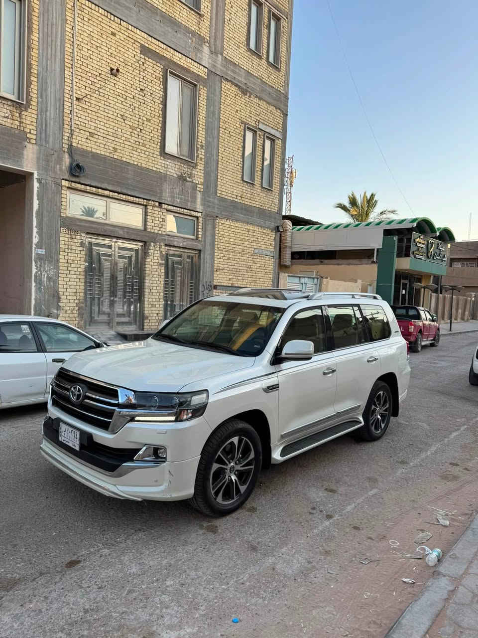 سلام عليكم لاندكروز 2020
Sas
V8 4600
سياره كفاله عامه حتى البلاستك بيها بس المحددهن مكانين
زغار بارد سياره على أيدنه من الوكاله ماشيه ١٠٠
٥٨٥وبيها مجال بسيط مكاني نجف
***********
