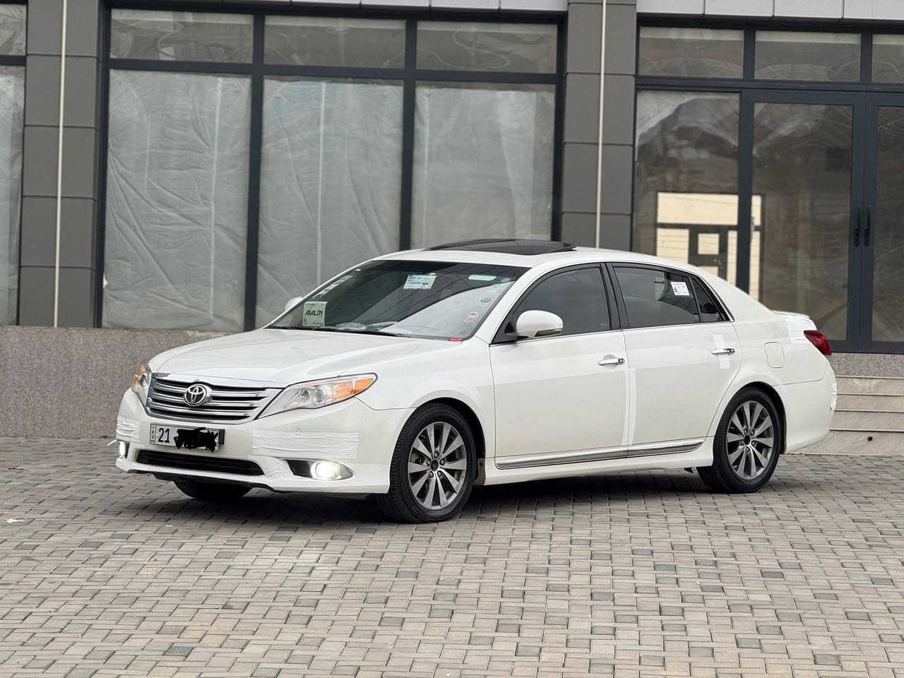 تویتا ئەڤەلۆن 2011/9  لیمیتد بۆیاخ ئەستور
سەیارەکی زۆر پاکو بی مەسروفە بی عەیبە مالی دۆسە هی مالی خۆمە بە ناو خۆمەوەیە سەنەوی تا 2030/9 تازەیە 
بە شەرتی مەکینە نەکراوەتە سەوتی  دیجیتاڵ نیە 
2 پارچە و نیو بۆیاخە 
کوشن کارەبایە. کوشن خەزنە. کوشن سارد و گەرمە. ٦ سیدی. ئیمپڤایەرە. کامیرایە. حاسەیە. ئاوینە ئۆتۆیە. تەعدیل سورعەیە. پەردەی. لایتی شەریکەی زینۆن. 
188$ مەجالی  
***********
*********** حلبجة, السليمانية
