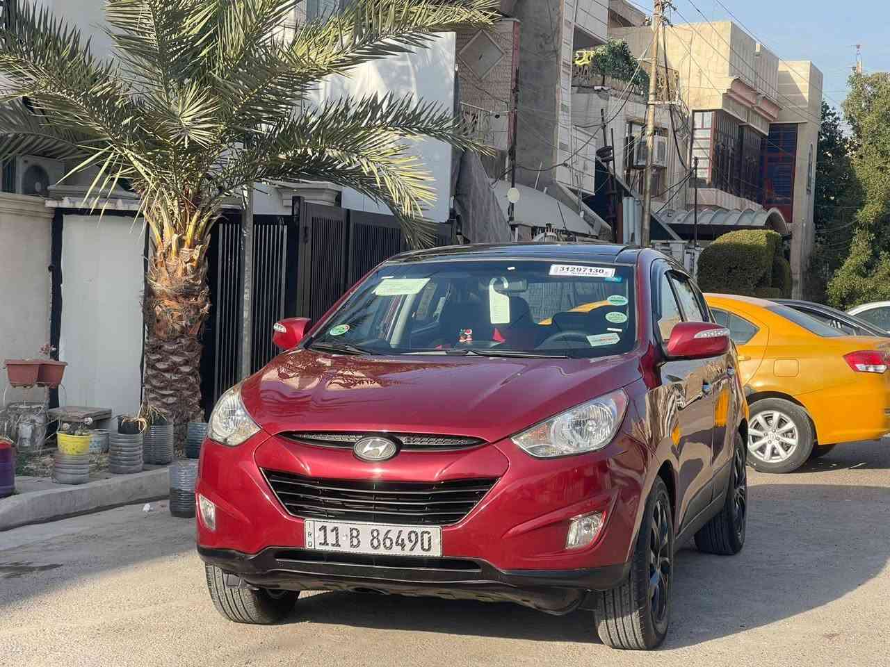 سلام عليكم عندي توسان 2011 السياره فول مواصفات شاشه بني رامه تخم تاير حداديه كشن كهربائيّ صدر امامي خلفي السياره كلهه على وضع الشركه ما ناقص اي شي السياره على البلاد ميكنه  دوش كفاله عامه السياره ما ماشيه هوايه استخدام شخصي ماشيه فوك الميه بيهه اربع قطع صبغ اثر جراد
السعر 107 العنوان بغداد شهداء البياع رقم الهاتف ***********
