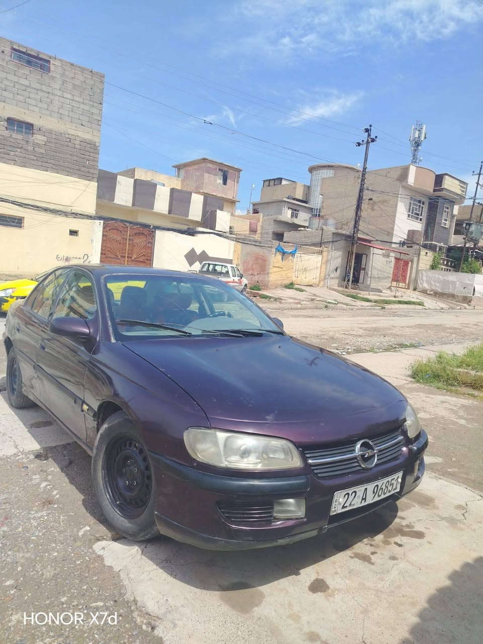 اوبل اوميگا  بزون (النفخ) 
موديل 95 
حجم 20 
محرك 2000  قبغ اسود 
رقم اربيل مسطرة (الدُوَلي)🇮🇶
سنوية جديدة 
((بأسمي   وكالة او تحويل  تدلل  ))
هزة لغاية 30/1/2025
بيها كابون  نينوى
و بيها كابون كركوك 
فول تماتيك (گير +جامات + مريات + كشنات +تندة كلهم كهرب ) 
تبريد نقص غاز 
طخم تواير  جديد + بدلت ويالة حديد   + باتري نضيف اخو الجديد 
طخم وصدر نضيف
صبغ جمالية  شرط جمالية       وعندي صور  قبل الصبغ 

السعر 36
مكاني (موصل _الايمن) 
للتواصل الخاص مفتوح
او الاتصال *********** 
واتساب مفتوح  
الخاص مفتوح
