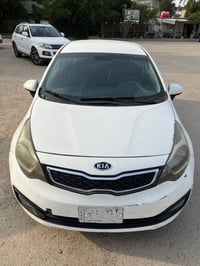 كيا ريو موديل 2013 وارد امريكي ضربتها موضح بلصور  مكينة 1600 كفالة مكي...