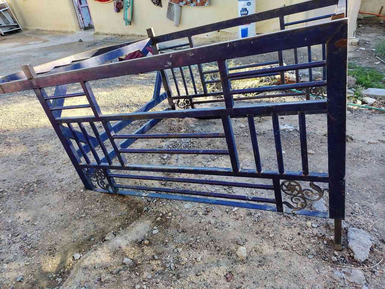 محجر كيا دبل قماره 6 جنكال نضيف  السعر 200 العنوان بابل
***********
