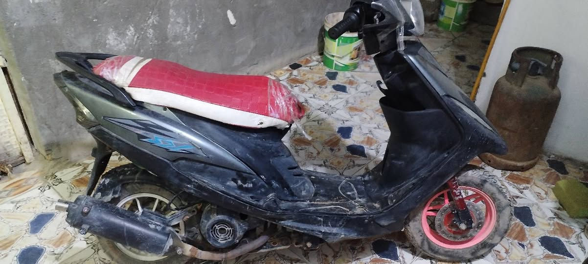 دراجه ماكس عدله للبيع السعر 550 كلها شغاله سلف هندر مكينه بلاد مامفتوحه لايتات اشاير كلها شغاله دراجه حلوة ونضيفه يرادلها ترتيبات بسيطه العدادت واكفات مال سرعه ولبانزين فقط لا غير مكاني بصرة كرمة علي البصرة, العراق


**إذا كنت صاحب هذا الإعلان وتريد حذفه لأي سبب، رجاءا أرسل رسالة إلى الدعم الفني**