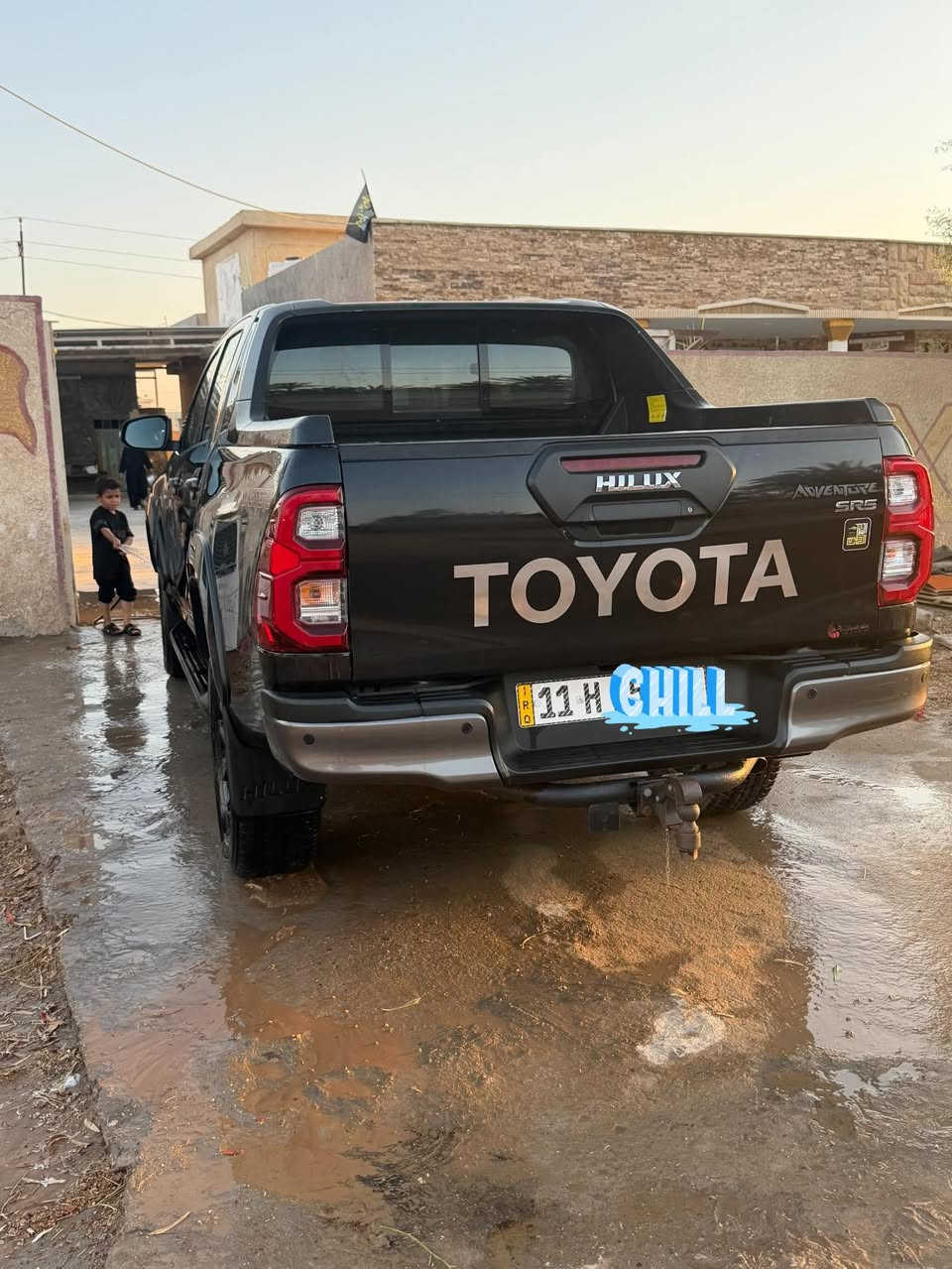 هايلوكس ٢٠٢٤مكفوله كفاله عامه ماشه ٢٥الف قابل للزياده السعر ٣٩٠$او بيه مجال مكان السياره بغداد  رقم الهاتف ***********
