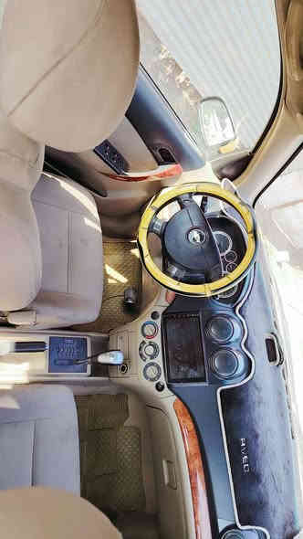 سلام عليكم افيو 2011 الشركه العامه رقم بغداد السياره كير ومحرك وحداديه كله جديد وتبريد شغال السياره امبدل بيها بنيد بس مكفوله من الضربه القويه السياره حلوه تجي وشوف مكاني بغداد سعرها56 وبيها مجال رقم م *********** الاثير***********
