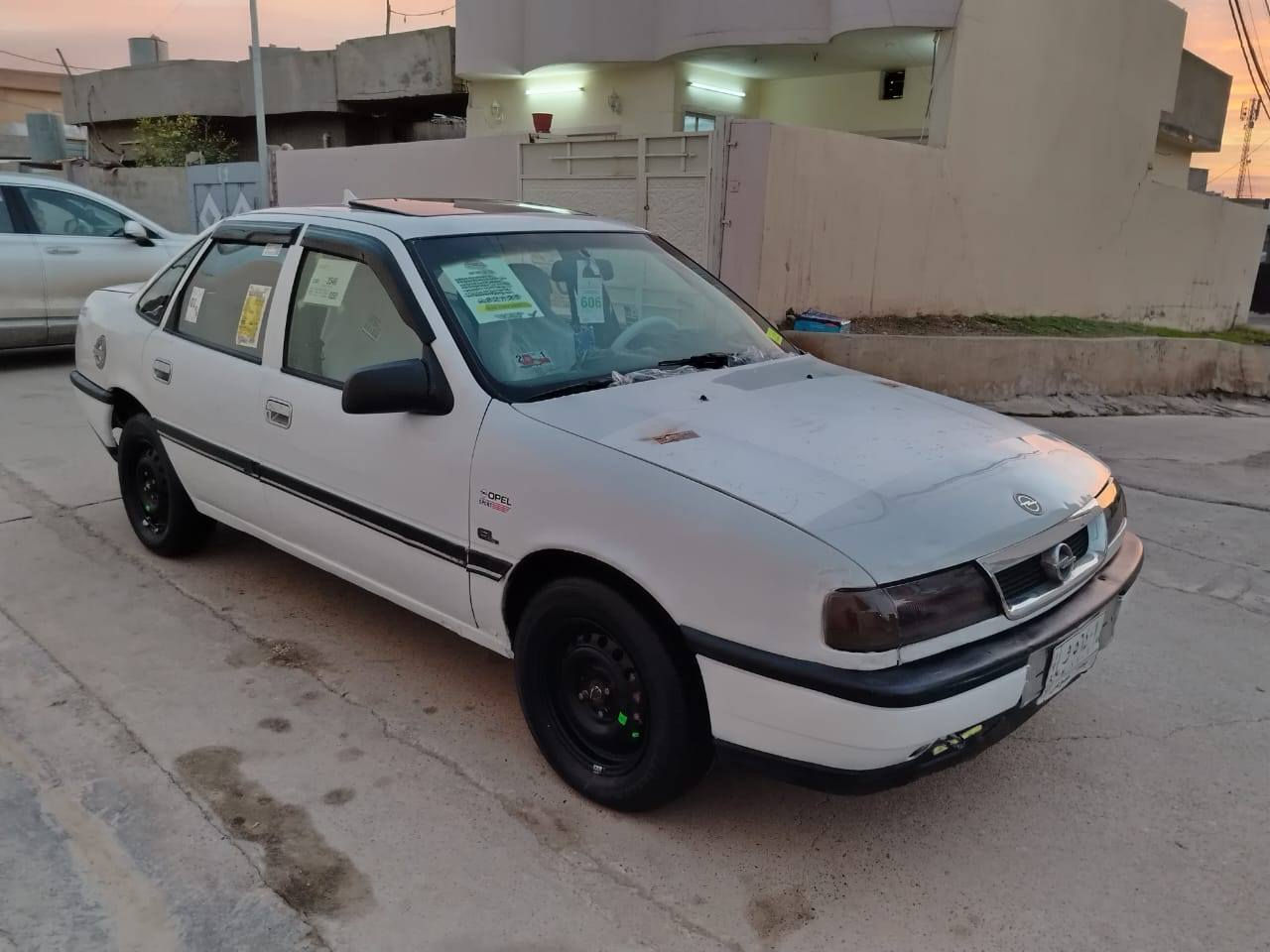 للبيع فكترا موديل91 اسليت سيارا قطر صبخ مابيها خيسا مابي ضرب مابيها سيارا محرك 16قايش عريض باور مكرك كاتم جديد صدر امامي خلفي جديد طخم تيرات جديد سيار جديد رقم بغداد سنويه مشروع وطني صاحب اب كركوك  شرط تحويل مكن كركوك سعر 28وبي مجال قليل حك جيا ***********
