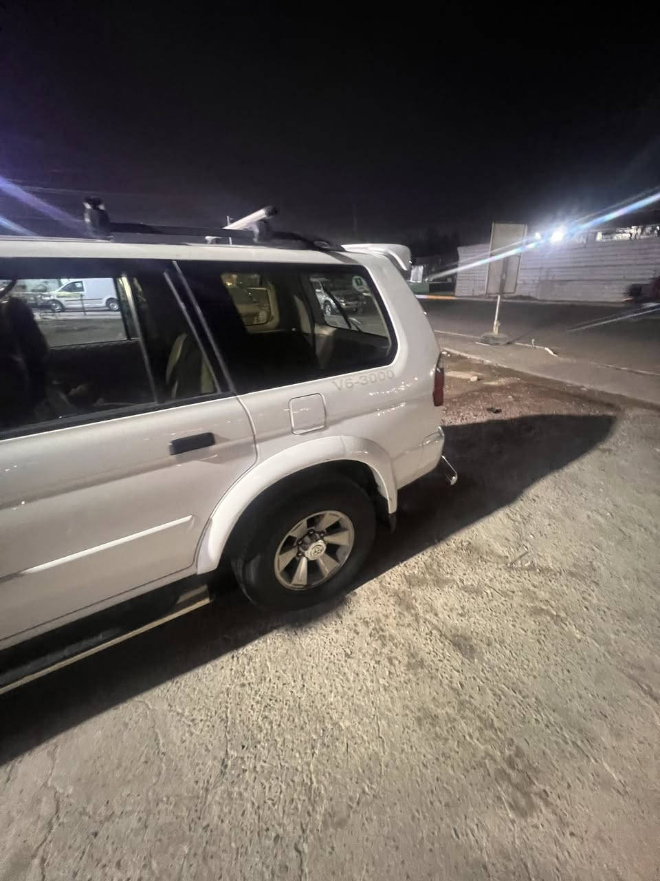 السلام عليكم
ناتيفيا موديل 2006 للبيع

مكفوله كفاله عامه
بيها منضومه غاز 

من صبغ من محرك من كير من معجون 

سياره نضيفه 

العنوان بغداد ام الكبر و الغزلانً

السعر ١٠٠ وبيها مجال 

***********
