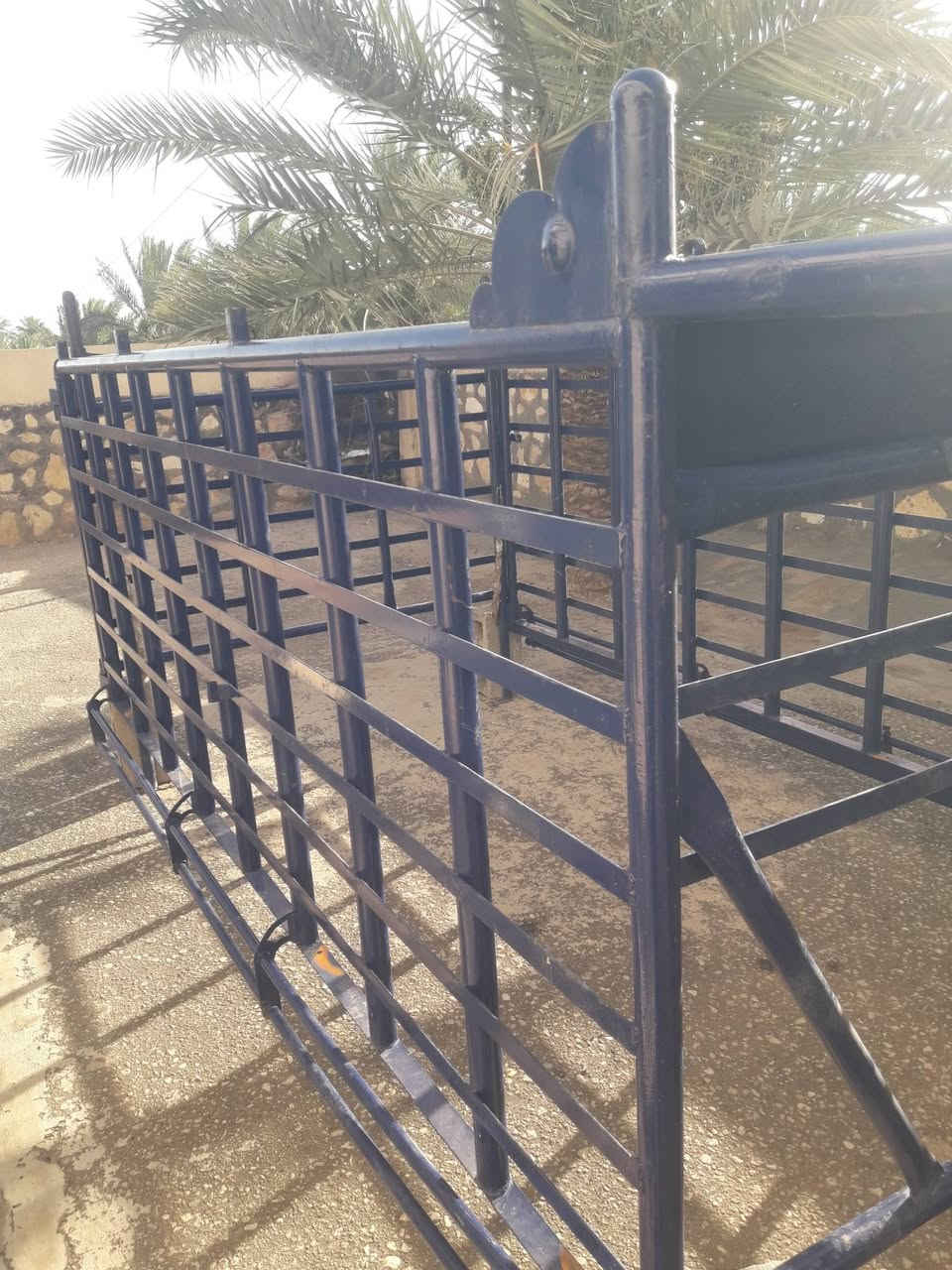 سلام عليكم..
محجر كيا فحل للبيع بوري ثقيل 
جديد السعر 850 الف 
***********
