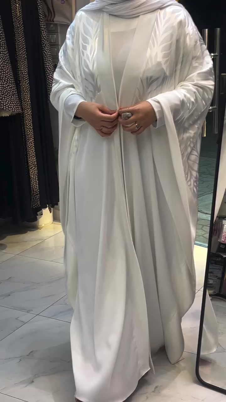 لأن رحلة العمرة هي رحلة العمر، صممنا لكِ "موديل النقاء".. طقم أبيض فاخر يجمع بين الهيبة والوقار، ليكون رفيقك المثالي في خطواتك بين الصفا والمروة.   #مصر  #السعودية  #الكويت  #كشخة
محل كشخه بسمنود /امام محطة القطار بجوار مصنع بلاط الصيرفي اتجاه السنترال


**إذا كنت صاحب هذا الإعلان وتريد حذفه لأي سبب، رجاءا أرسل رسالة إلى الدعم الفني**