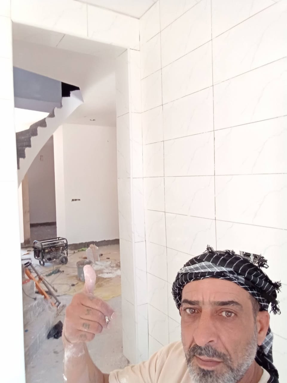 باسم الكريطي لكافة انواع السيراميك ولبورسلين ولكاشي ولبخ جص سمنت وطلس متفرغ حالياً 
الاتصال 
***********
