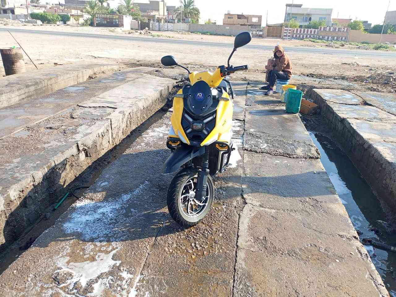 دراجه سكنس اباجي شحن اخذتهه قبل ٥ اشهر ب1450 كفاله عامه 
شحنه الوحده توصل 70كيلو سرعه 80 
سعرهه 1100
رقم ***********

