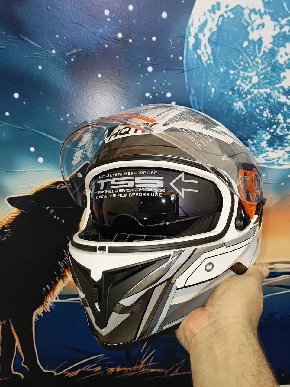 السلام عليكم حبايب هاي خوذة هكتك اصلية فك ثابت للبيع مكاني بابل وعندي توصيل للاستفسار واتساب او خاص. ***********
