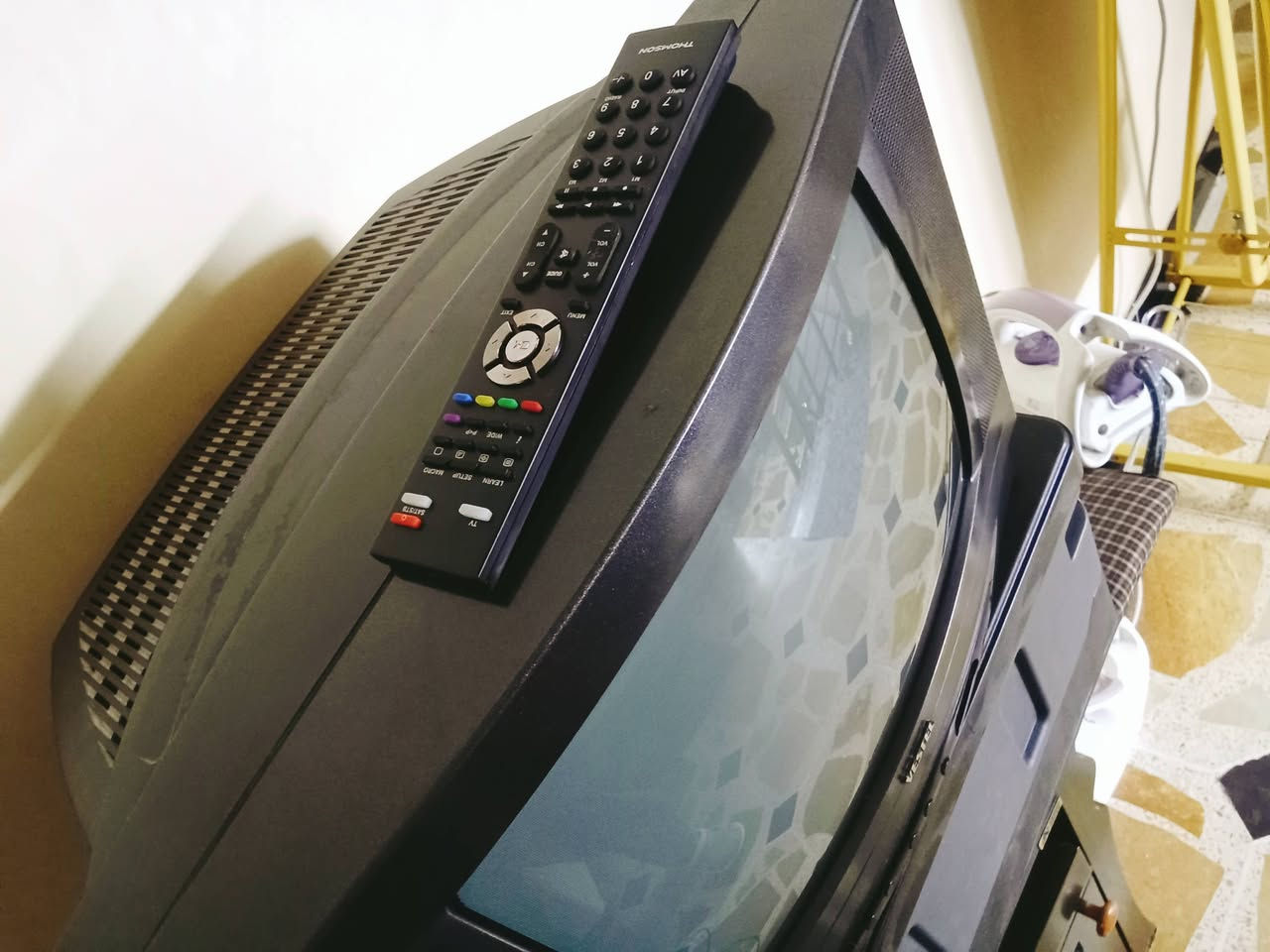 تلفزيون فستل شغال مع ريمونت السعر 35 الف


**إذا كنت صاحب هذا الإعلان وتريد حذفه لأي سبب، رجاءا أرسل رسالة إلى الدعم الفني**