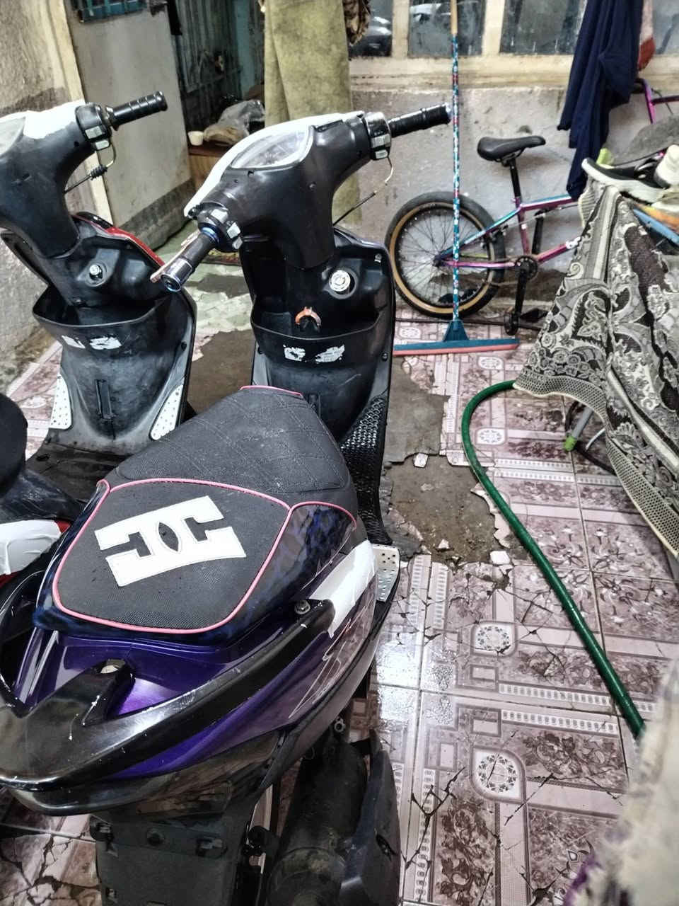 دراجات ماكسات عدله كلهن شغالات كهربائيات سلف هندر ماعوزهن اي شي العنوان الإدارة  يم الزراعه الرقم ***********
