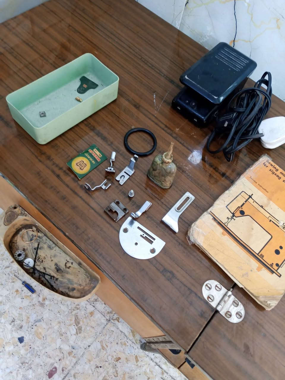 بولوني صنع بولندا توزيع #الاسواق_المركزيه_سنة 1976 الف #خياط_عدل_وزگزاگ  مكينه نضيفه جدا جدا  العنوان بغداد لايوجد توصيل


**إذا كنت صاحب هذا الإعلان وتريد حذفه لأي سبب، رجاءا أرسل رسالة إلى الدعم الفني**