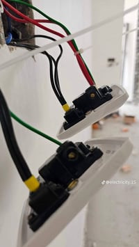 تأسيس كهرباء • سمارت هوم • لوحات التوزيع