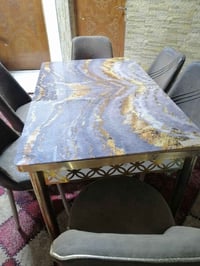 ميز طعام • قابل للتمدد • ست كراسي