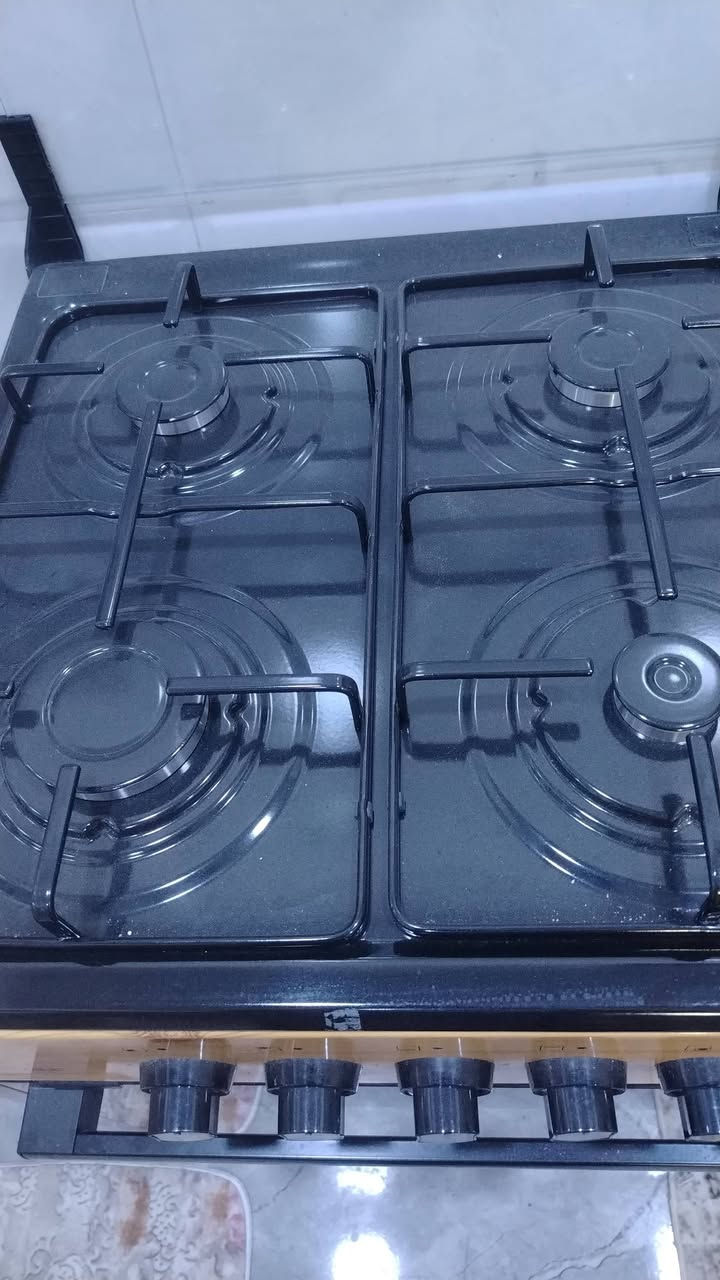 طباح تركي جديد غير مستخدم نهائي مع صينية ب ٢٥٠ الف


**إذا كنت صاحب هذا الإعلان وتريد حذفه لأي سبب، رجاءا أرسل رسالة إلى الدعم الفني**