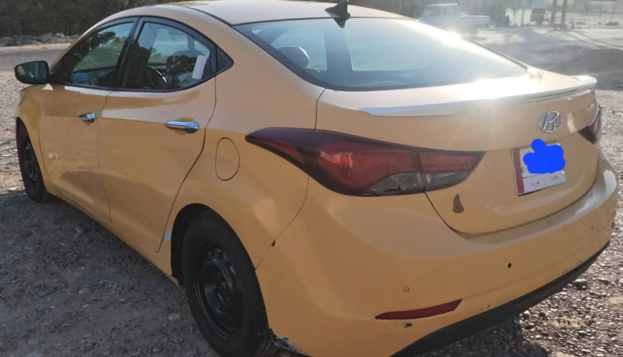 سلام عليكم شباب للبيع سياره النترا مضلع 2014
فول عده الفتحه  محرك 1800 السيارة ليبل واحد كلهه 
 رقم  ألماني  اشاير مري تبريد تدفائه شغال 
تحكم ستيرن جهتين مكاني بغداد حي البتول 
 السعر 108 
 الاتصال على صاحب سيارة ***********
