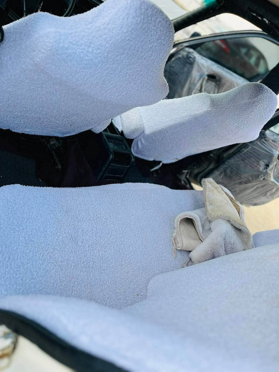 Bmw
مەکینە ٥٢٥فەل. گێر حادی
مۆدێل١٩٩٢ 
دوجام کارەبا
سوکان m
دەحامی پێش m
قرچێکی بچوکی هەیە شایەنی باس نیە
کامل جوانکاری
گەرمیو تەنجیلو فڵچەی مەزبوتە
ماشالڵە تاحەزبکەی تندوتۆڵە 
واجیهەی لەگەڵە ڕەقەم حەسڵی 
شوێن ڕانیە
٢٤وەرەقەو مەجال المصيب, بابل


**إذا كنت صاحب هذا الإعلان وتريد حذفه لأي سبب، رجاءا أرسل رسالة إلى الدعم الفني**