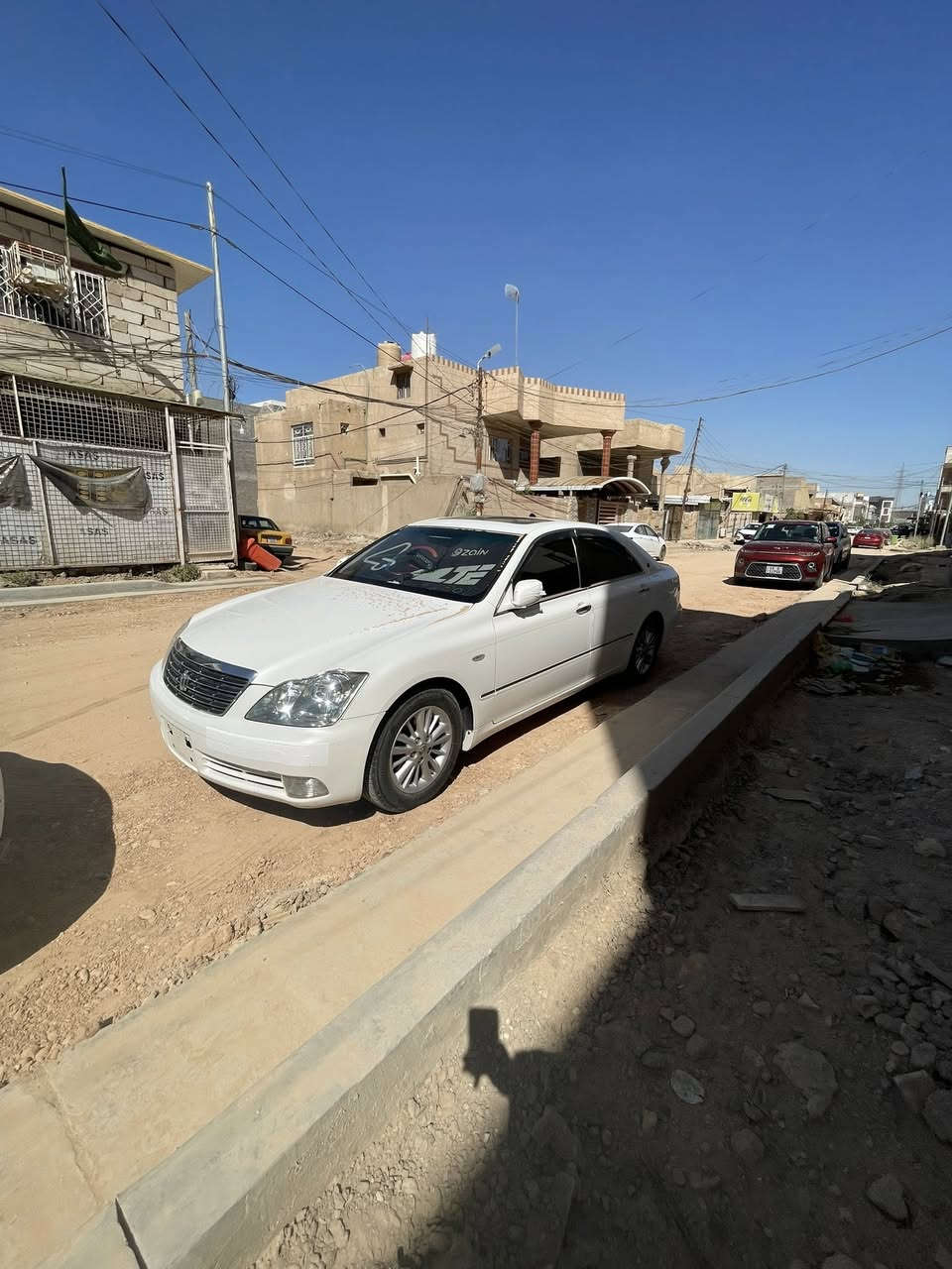 السلام عليكم
للبيع شاهين اكراون موديل 2005
كفاله عامه فتحه 5 بصمات  داخل جلد 
تحكمات امرقم بابل انكليزي بسمي مكاني 
حله  مركز استفسار ***********
