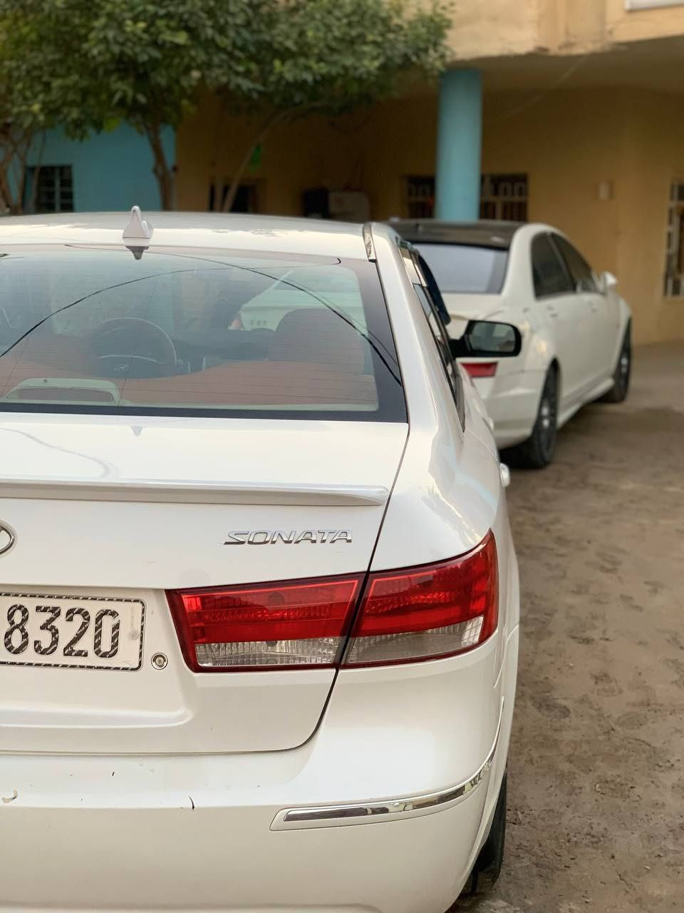 السلام عليكم
للبيع سوناتا 2010 خليجي 

فول عدى الفتحة مواصفاتها معروفة

محرك 2400 

سيارة جاهزة مابيها نقص تخم تاير صدر سنوية رقم كلة جديد 

بيها جاملغ وبنيد وبيها شخط بالصفحة مامصلح 
سعرها 117 وبيها مجال للشراي مكان جبلة

***********
