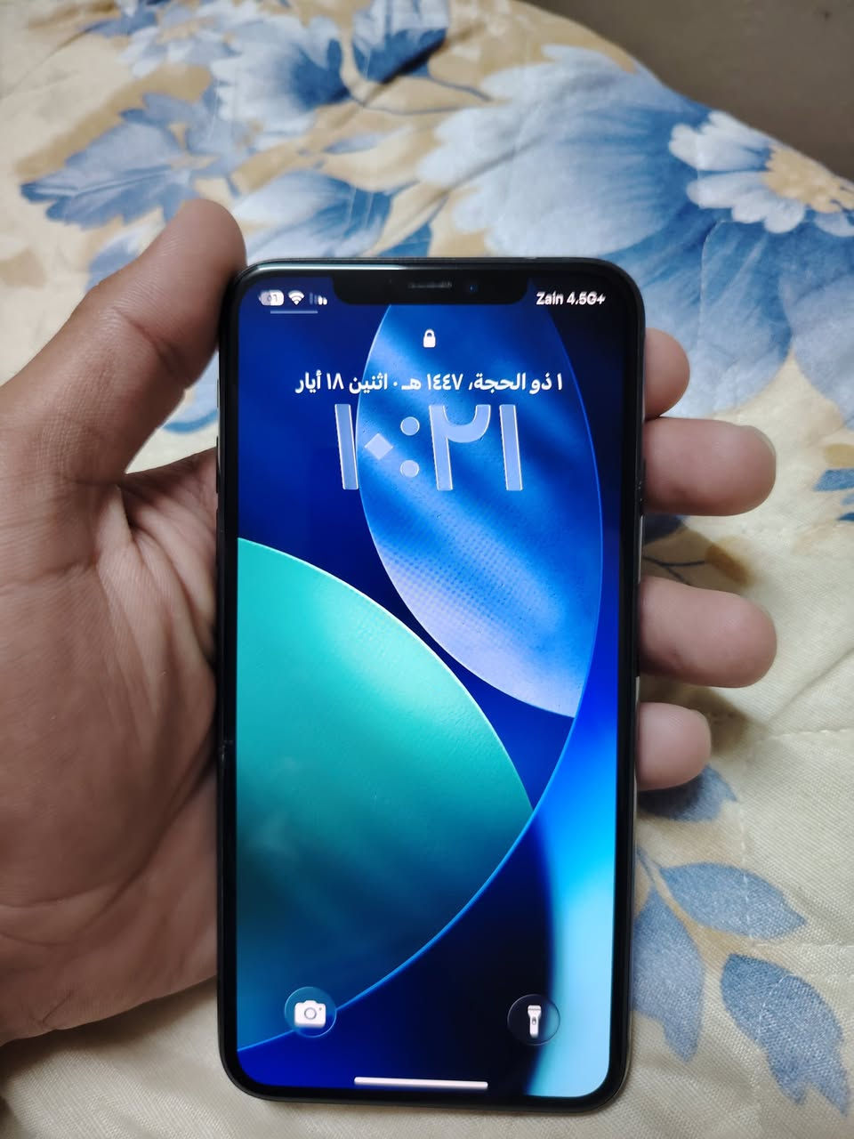 11برو ماكس 
للبيع ذاكره 256
بطاريه 70 سعر 290 بي مجال قليل 
او مراوس ويه 13.14انطي فرق


**إذا كنت صاحب هذا الإعلان وتريد حذفه لأي سبب، رجاءا أرسل رسالة إلى الدعم الفني**