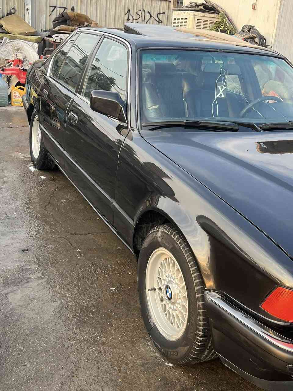 سلام عليكم بيع او مراوس بي ام 735موديل 1991
مواصفات

1دبل ارباك

2دبل جكمجه 

3دبل كمبيوتر

4سكليتر كهرباء

5فتحه سلايت طكتين 

6بچم عريض

7كشنات جلد ميكانيك يرادلهن دوشمه 

 بك لايتات لايتات سكنات كله جدد لايت عالي زنون اصلي بطاين جدد ويل خليه صدر امامي خلفي خير من الله كير مكينه شرط المكان بغداد الدوره رقم بغداد بأسمي تحويل ثاني يوم  رقم الهاتف ***********
