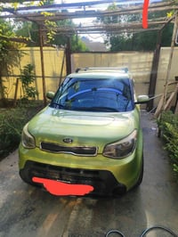 كيا صول 2016 امريكي ضربتها فقط جنطة من امريكا  بدون دواخل بدون لغود  و...