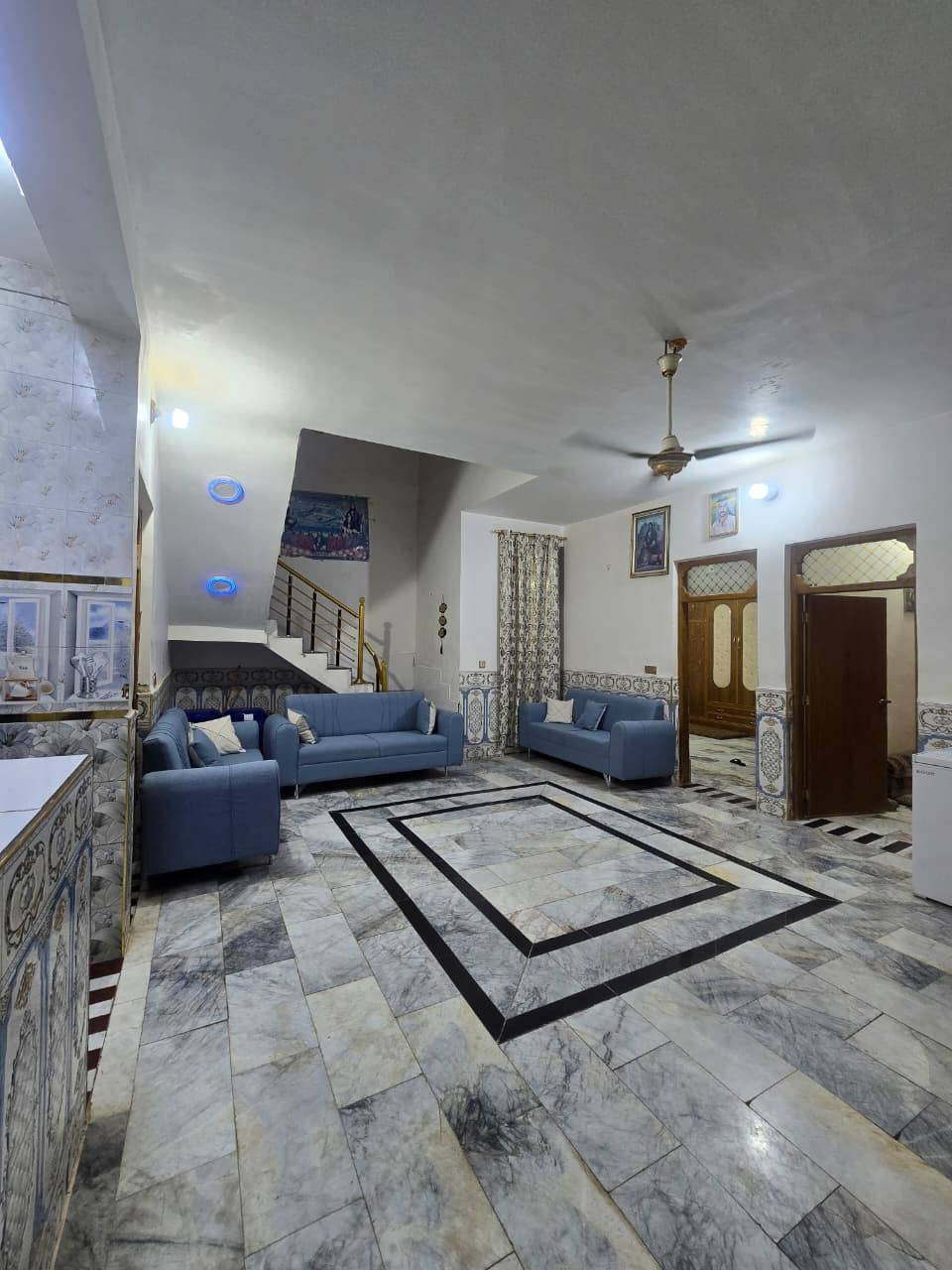 السلام عليكم بيت للبيع 200 متر السعر 145 ***********
