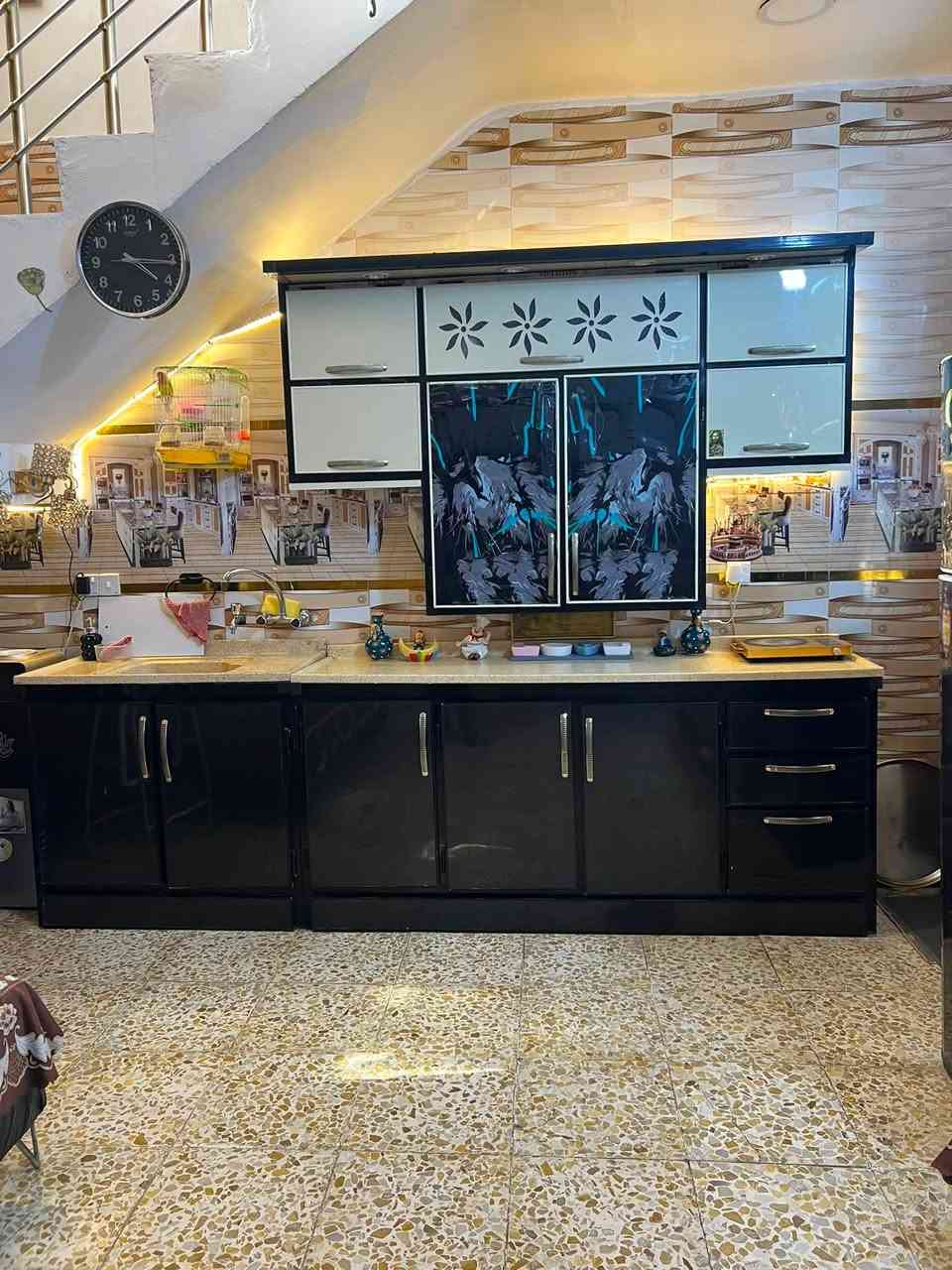 كاونتر البيع مرمر اصلي هوه ال طباخ ***********
