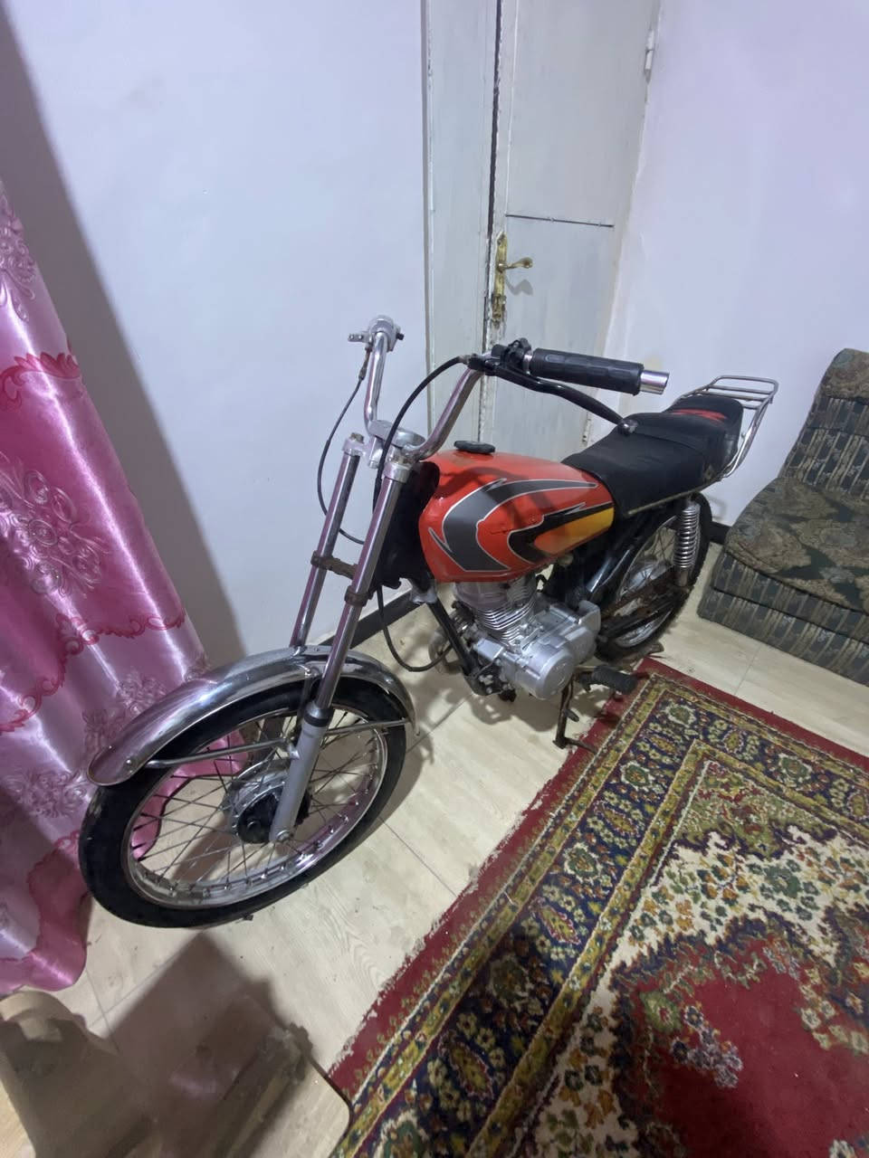 سلام وعليكم دراجه ادوات مكينه حلوه دراجه جاهزهً ربع ما ذب عليها ب٣٥٠وبيها مجال كلش قليل عنواني بصره الجزيره ***********
