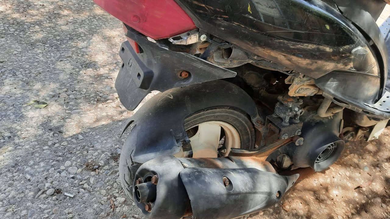 سلام عليكم اخوان ماكس عدله للبيع مكينه حاويه كابريته اصليه صالنصه اصليه كهربائيات شغاله ولخارج شوفت عينك اكفلك مكينه وكابرينه وصالنصه وشاصي البقيه كدامك السعر 300 المكان كربلاء سيد الوصياء الرقم *********** بي وتساب
