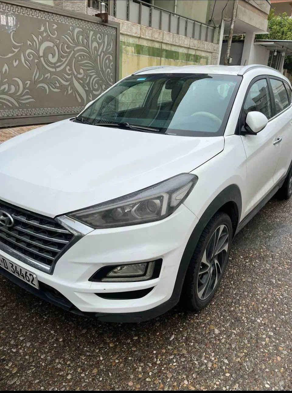 توكسان ٢٠٢٠ جيكي للبيع
سعرها ١٤٠ ورقة بيها مجال بسيط للطيبين
صبغ عام بس سياره كلش حلوه ونضيفه
محرك وكير شرط 
مكان السيارة كركوك مع بطاقة بنزين شرط التحويل
للاستفسار اكثر خابر على صاحب السيارة رقمه *********** أربيل, العراق
