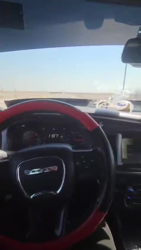 السلام عليكم 
جارجر للبيع موديل ١٧ sxtمحرك 3600
فول مواصفات واحد ع واحد شادله اكزوز 
ع ريمونت تسد واتفتح السياره خير من الله تراي للبصره 
الحادث امريكا بس دعاميه وهنا انصبغت ٤قطع ابيعك احزام للجماليه لامعجون ولاضربه ولاتبديل السياره مفوله لاخير
السياره باسمي اني شخصيا ثاني يوم اداورلك 
السعر ١٥٨وابيه مجال لاتصال ***********

