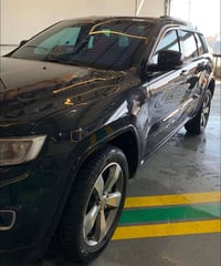 للبيع جيب شيروكي 2015 تفاصيل انتصل  07742108322