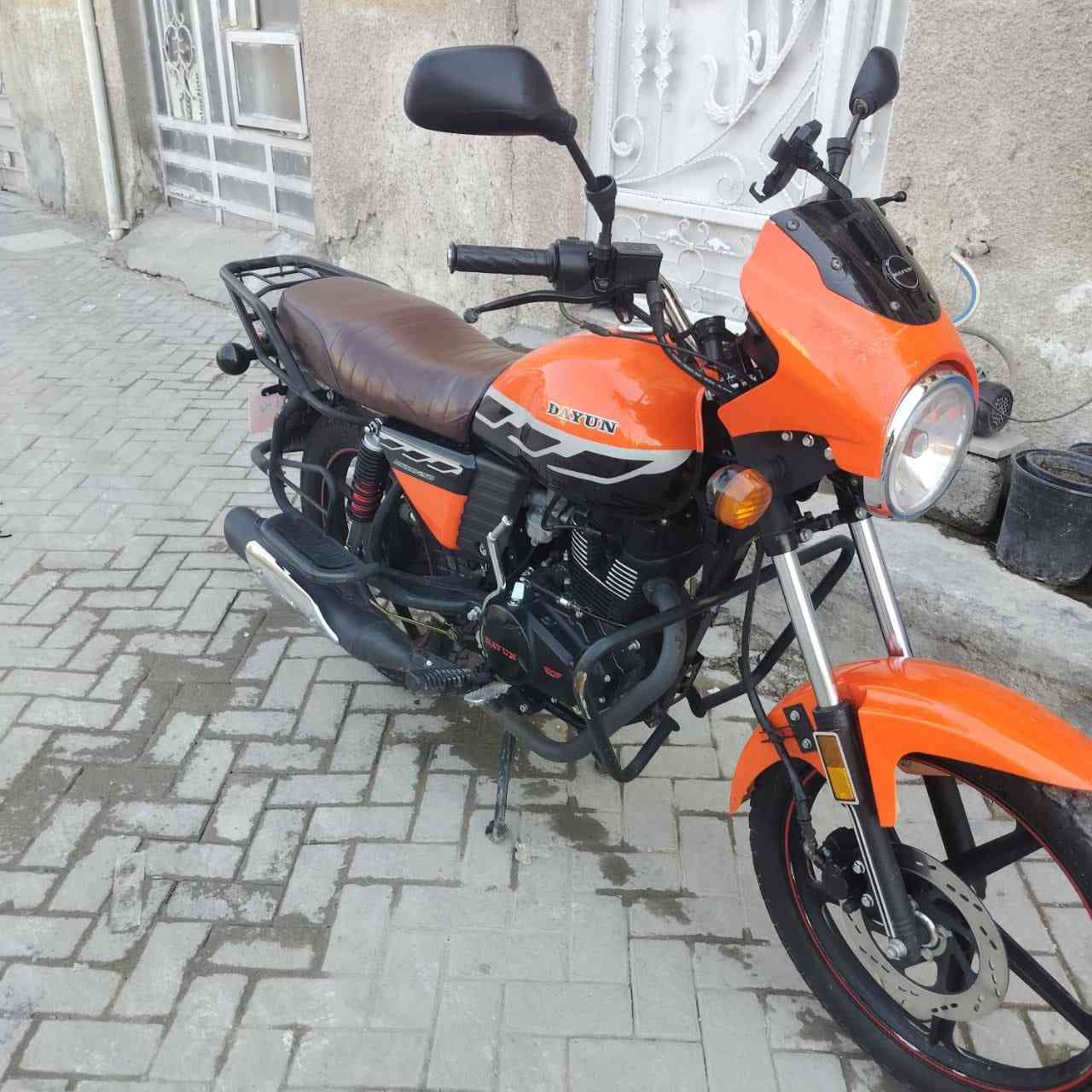 دايوان ٢٣
السلام عليكم شباب دايوان للبيع 23 شهر 12 مرقم بغداد بعدها باسم الشركه دراجه نضيفه ومكفوله كفاله عامه ب 2700 وبيها مجال 
*********** مكلف بلنشر رقم صاحبهه
