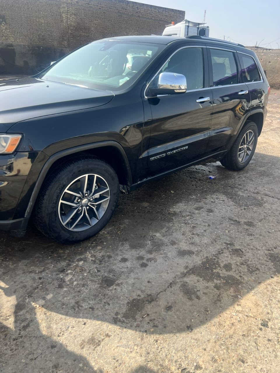 مكلف بنشر
للبيع جيب لاريدو
موديل18
السعر 200 وبيه مجال
رقم صاحب السيارة :***********
