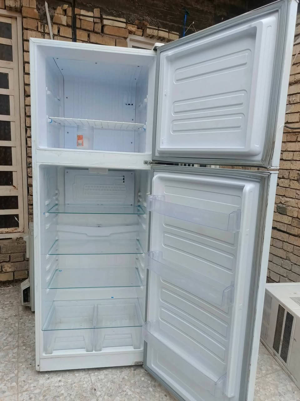 السلام عليكم ثلاجه حجم كبير بخار  أخت جديده بعدهه بجيسهه تجي تفحص وتأخذ ٢٢٥مكاني سبع البور


**إذا كنت صاحب هذا الإعلان وتريد حذفه لأي سبب، رجاءا أرسل رسالة إلى الدعم الفني**