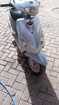 بغداد مدينت الصدر • دراجة نارية • فيه مجال