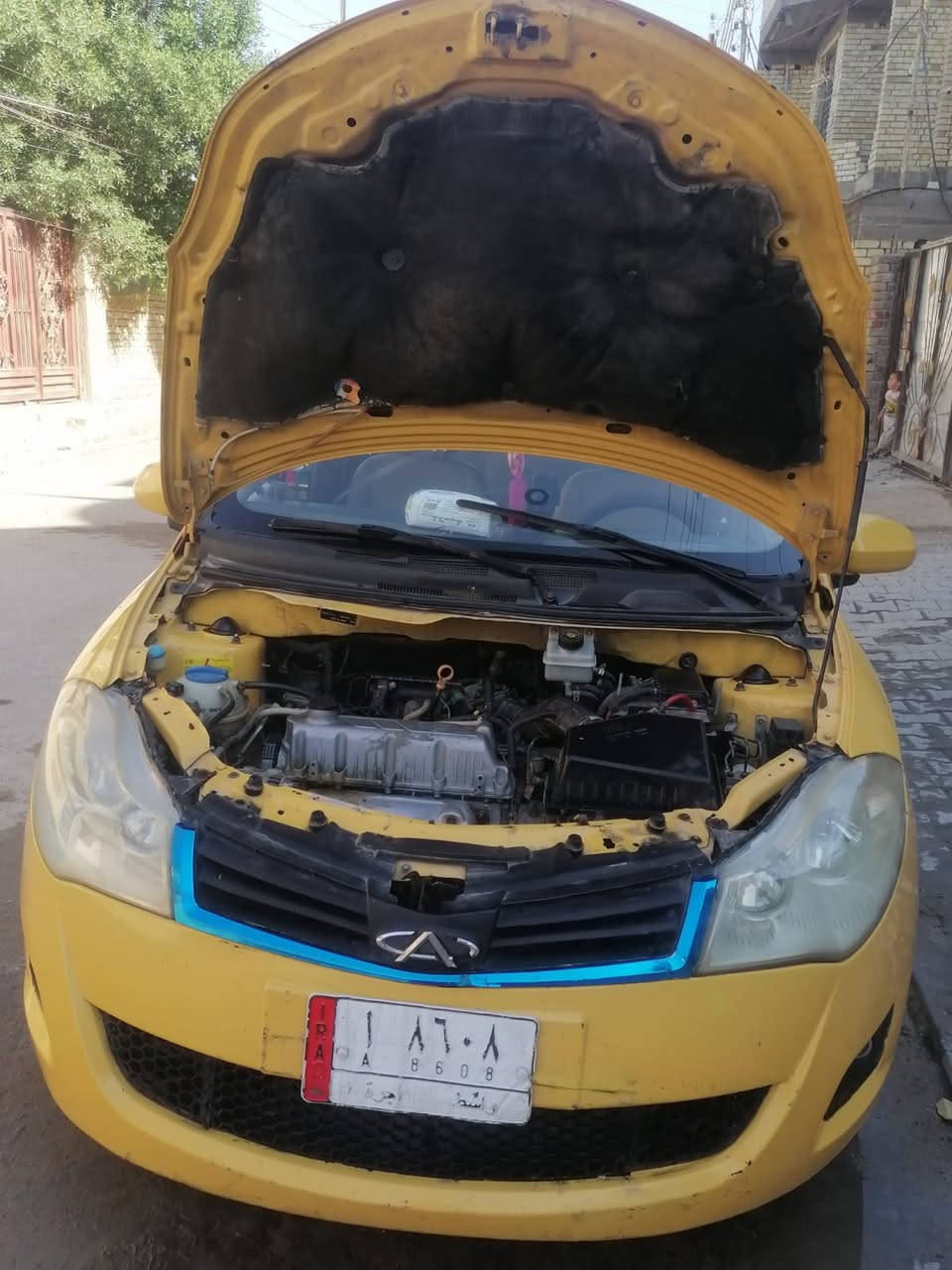 السلام عليكم من رخصت الادمن  شيري فلاوين ٢٠١١ للبيع رقم واسط مشروع وطني السنوية لغاية ٢٠٢٦ السيارة جاهزة تبريد.. صدر ...تخم تاير ...محرك ...كير....سنتر لوك ...تقفيل جام ع الريمونت .... السيارة بسمي السعر ٣٦ وبيهة مجال حك الجية سيارة بغداد منطقة جسر ديالى وهذا رقمي ***********
