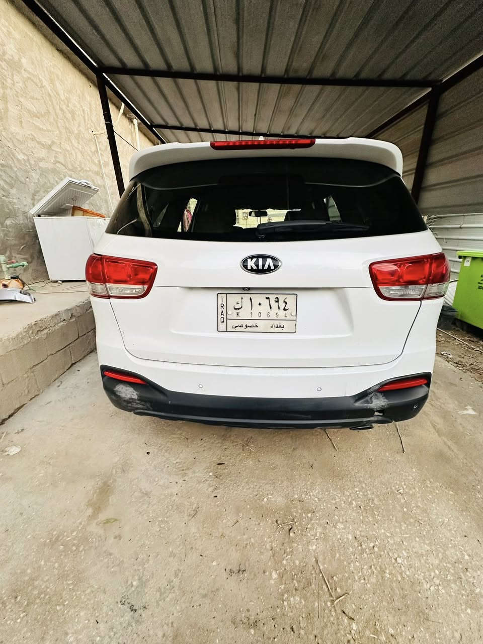 السلام عليكم
للبيع سورنتو. ٢٠١٦. 
امريكية. 
ماشيه ١٠٠ml
باسمي 
مكينه  كير.  تبريد. كفاله 
بيهة صبغ بابين عكس السائق فقط
باقي كفاله 
٤ سلندر ٢٤٠٠ جي دي اي 
سعرها ١٧٥ $وبيهة مجال 
***********
