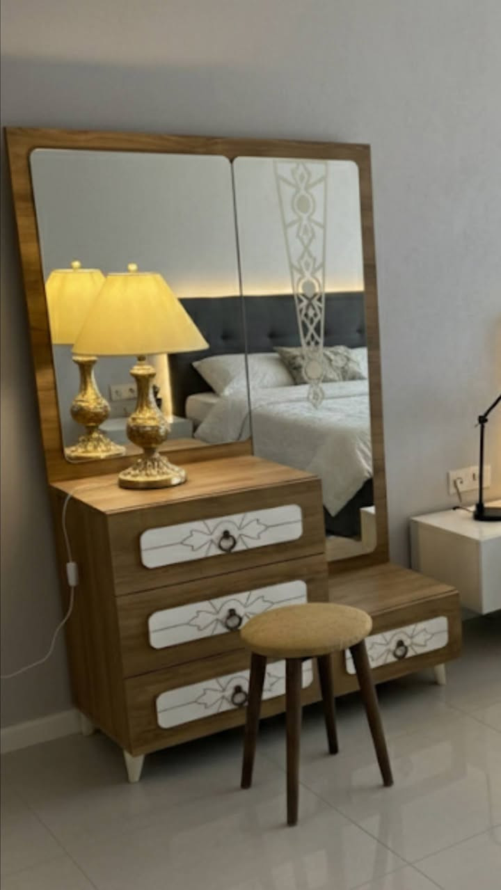 غرفة نوم تركي مستعمل 
تتكون من 👈 8 👈 قطع
نضافة 95%💯🥰
السعر 👈بس 625👈الف 
مع نقل وشد داخل بغداد مجاني


**إذا كنت صاحب هذا الإعلان وتريد حذفه لأي سبب، رجاءا أرسل رسالة إلى الدعم الفني**