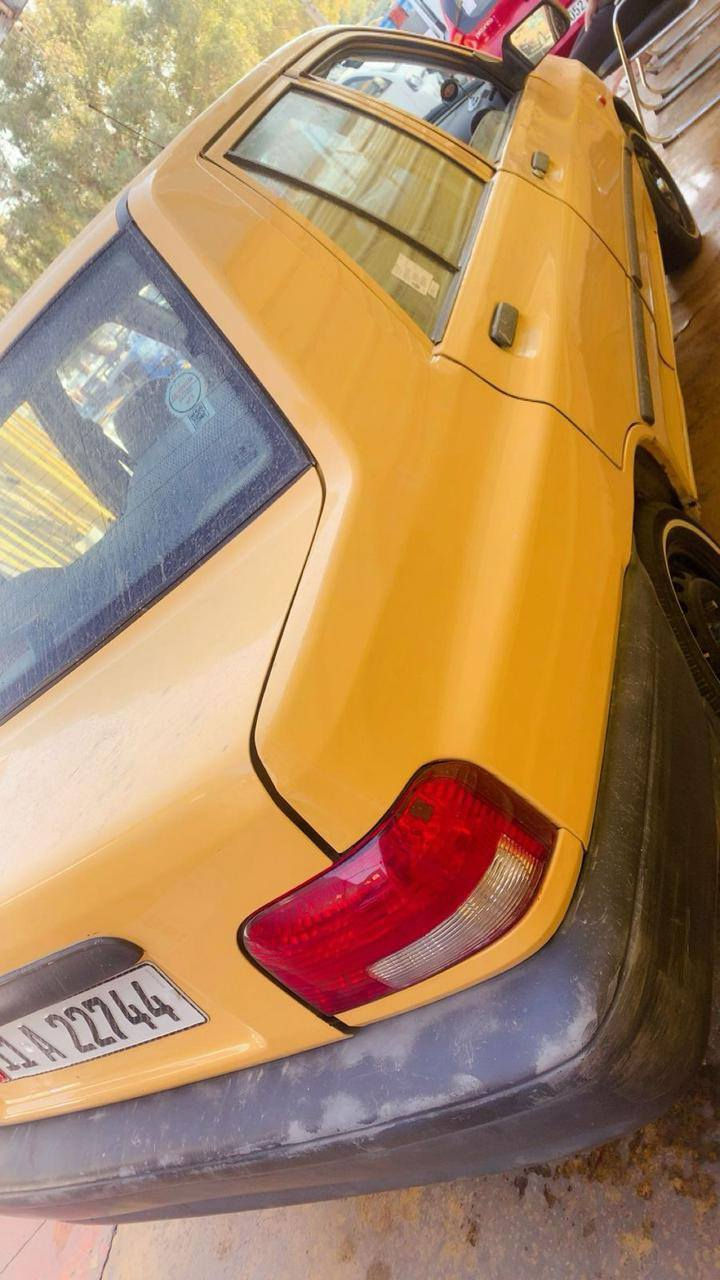 السلام وعليكم سياره 
البيع مستعجل 
مديل 2015
 سايبا جديده مكفوله من صبغ الضربة والتبديل شواصي مكفوله كير ومكينه كذالك سياره كامله مكمله تحويل ثاني يوم عنواني بغداد الامين الثانيه سعره 39 وبيه مجال رقم الهاتف ***********
